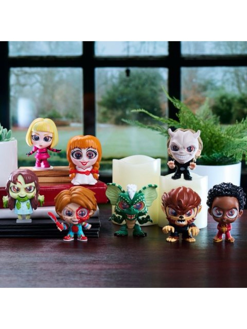 New Tiny Nightmares Terrif-Eyes Collectible Figure (Series 2) - Picture 2 of 11